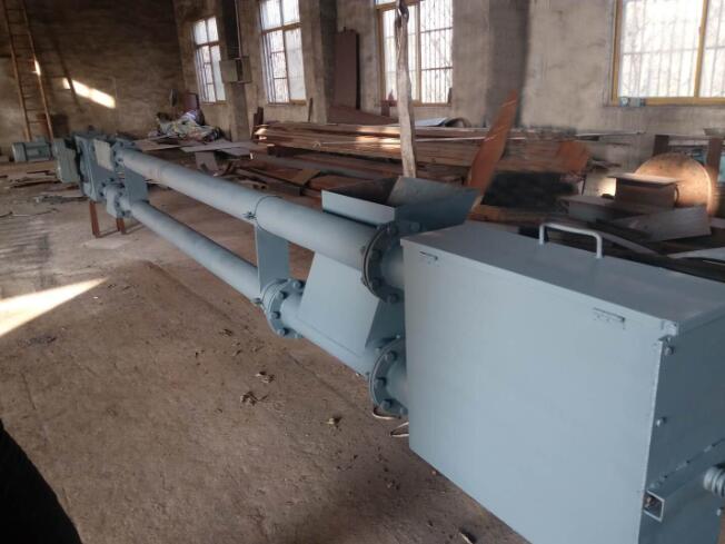 Pipe chain conveyor